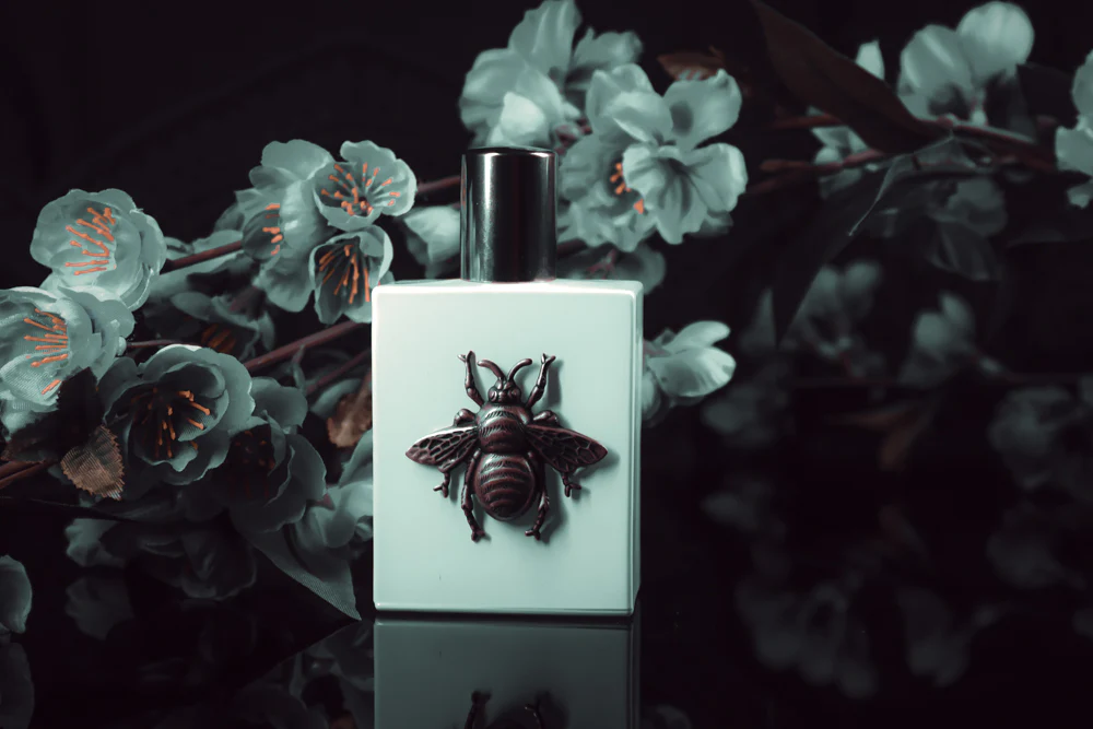 Honey Bees Eau De Parfum | Studio Edition Collectors Bottle - Image 3