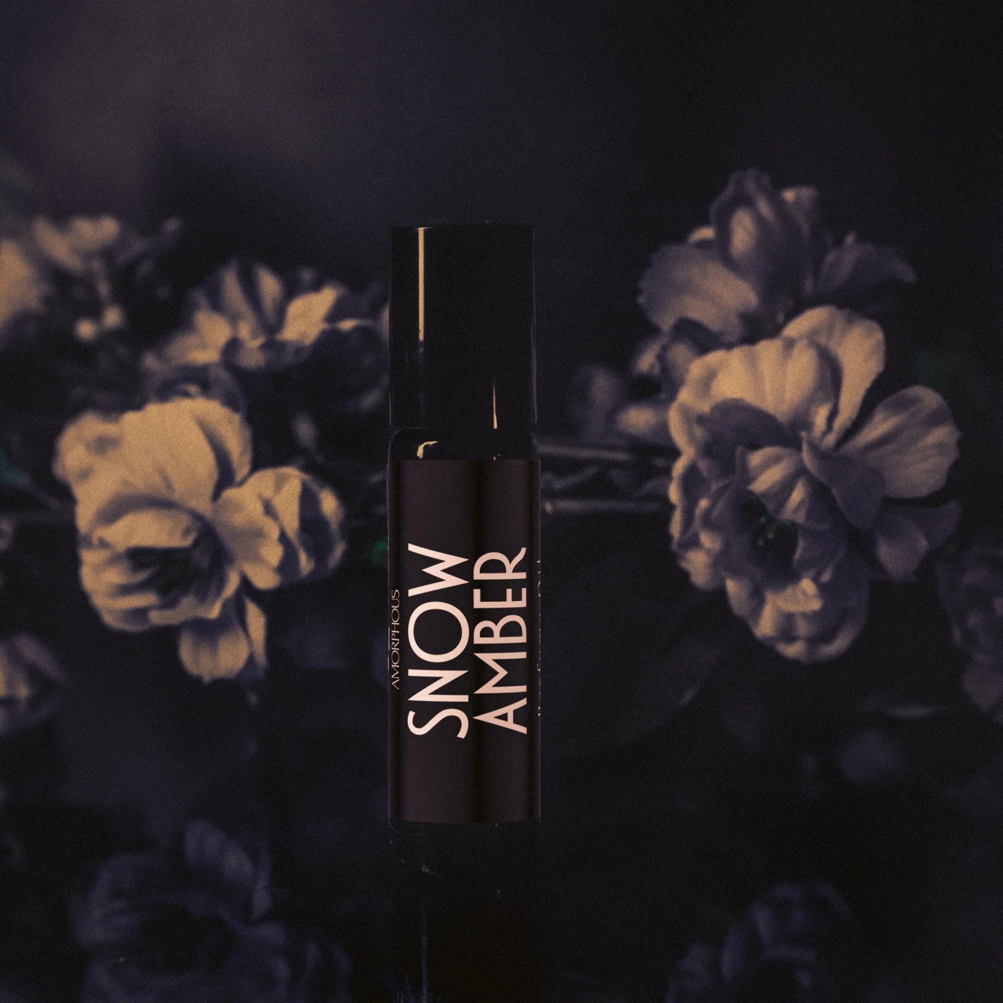 Snow Amber Perfume Oil - Image 5