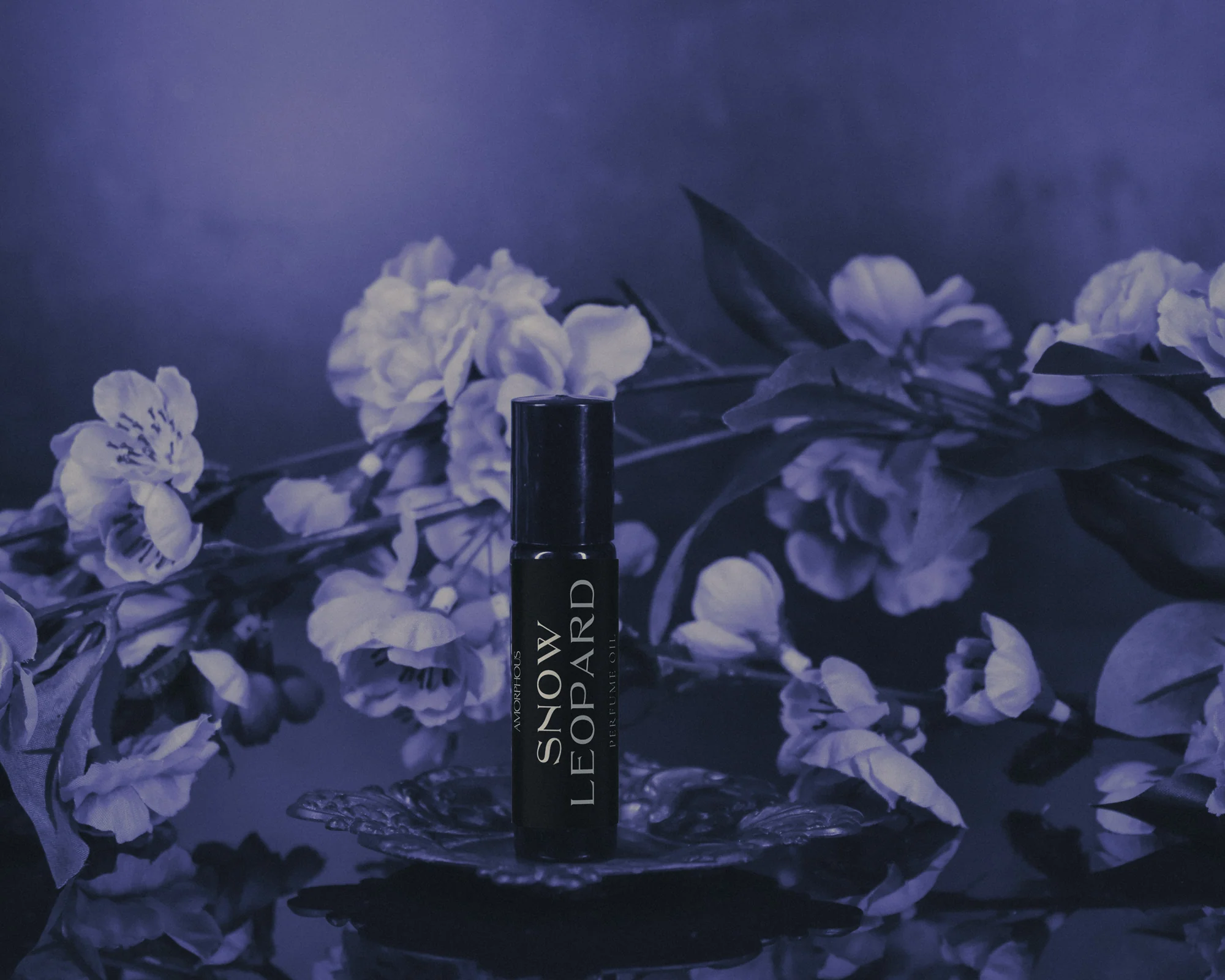 Snow Leopard Perfume Oil - Image 4